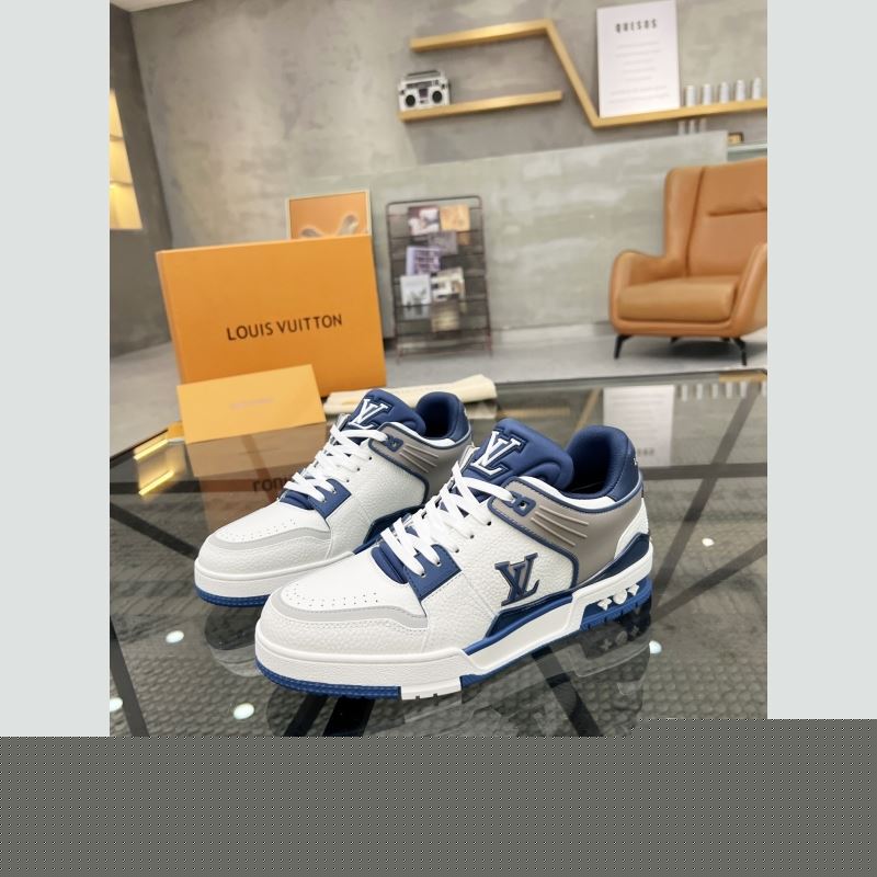 l**is V*t*n sneakers